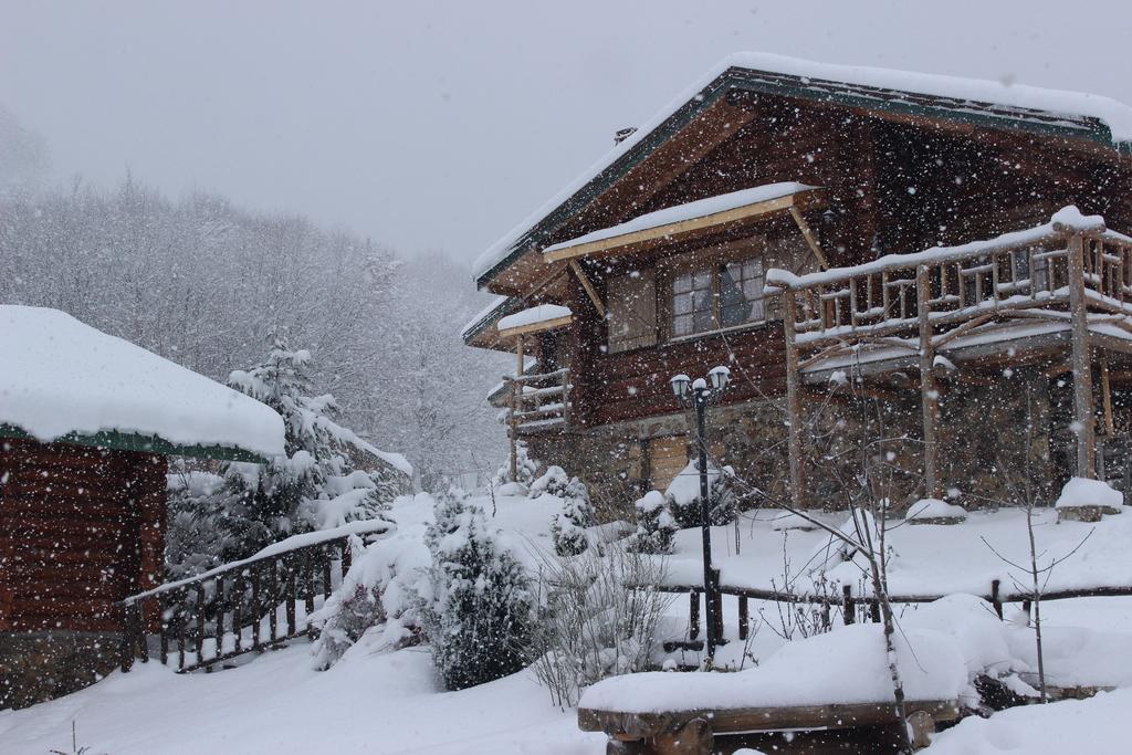 Sfendamos Wood Village Hotel Naousa (Imathia)