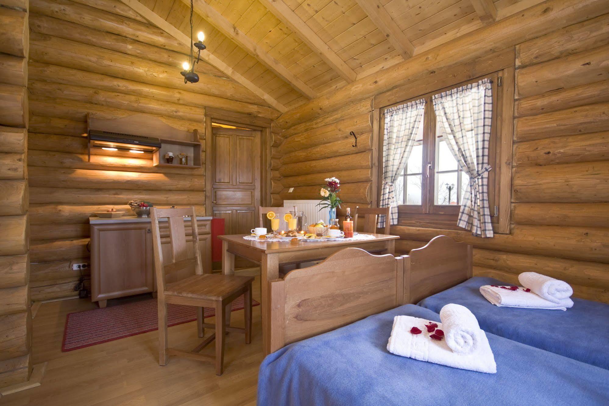 Hotel Sfendamos Wood Village 3*