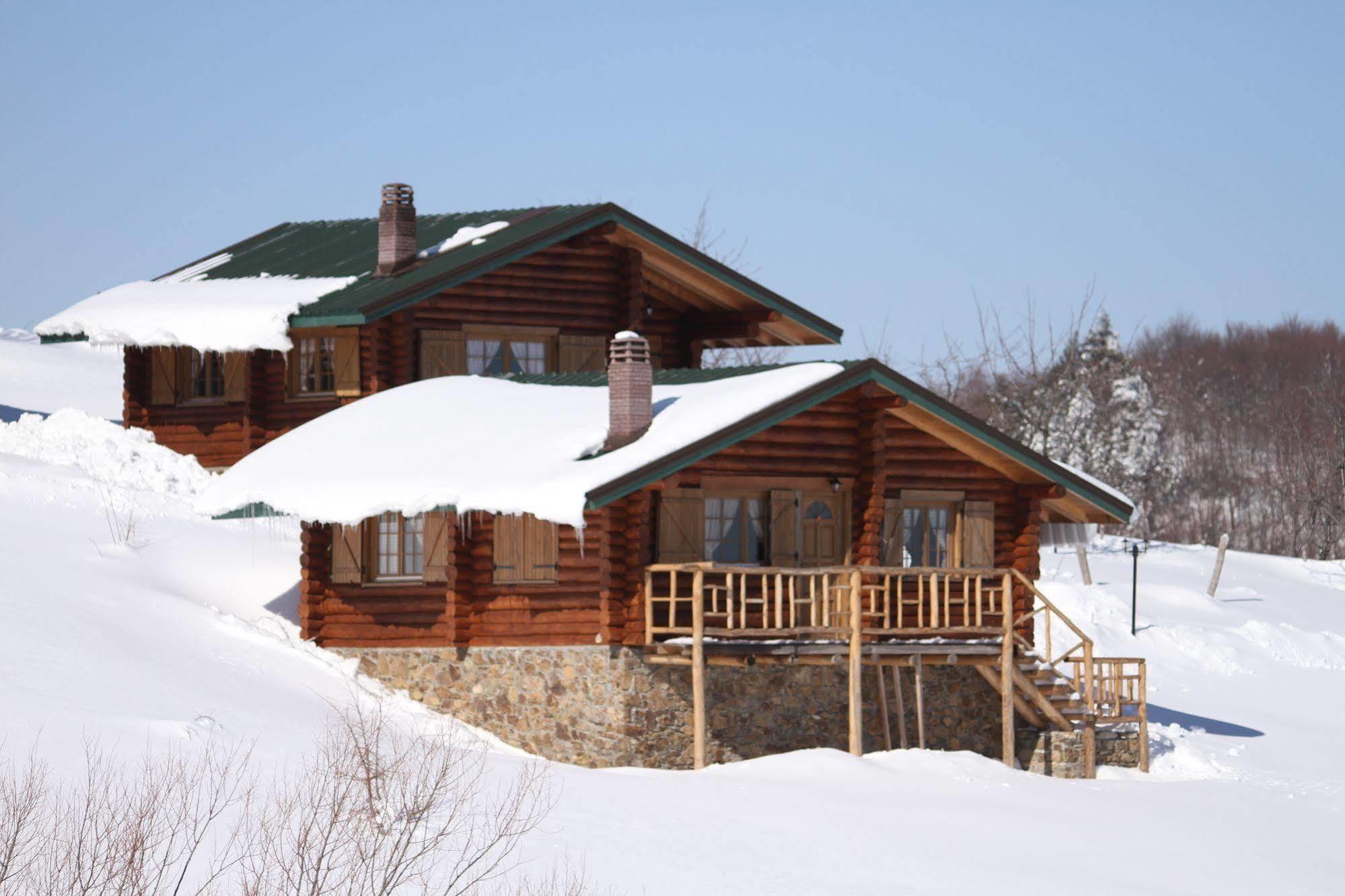 Sfendamos Wood Village Naousa (Imathia)